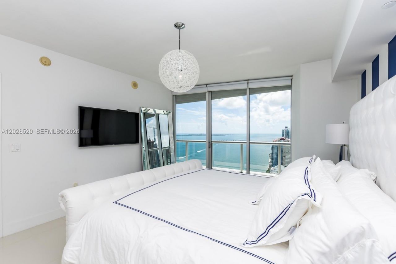 495 Brickell Ave , Unit 4901, Miami, FL 33131 Photo