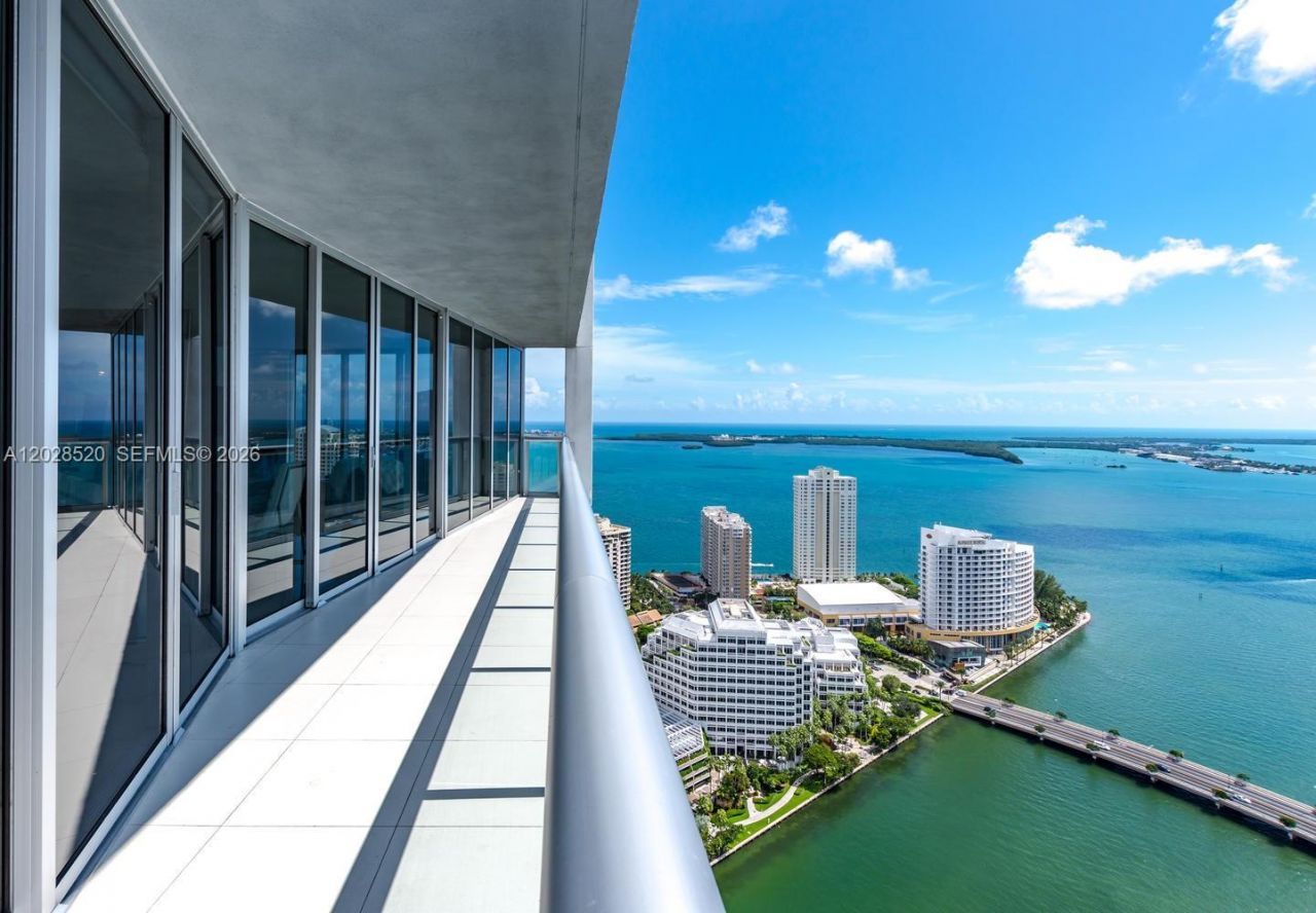 495 Brickell Ave , Unit 4901, Miami, FL 33131 Photo