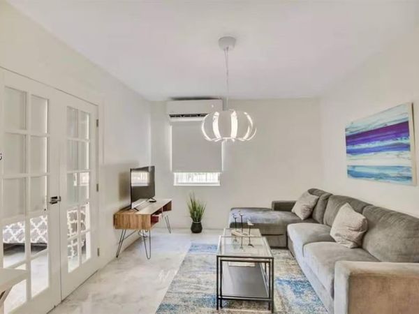 174 NE 47th St , Unit 103, Miami, FL 33137
