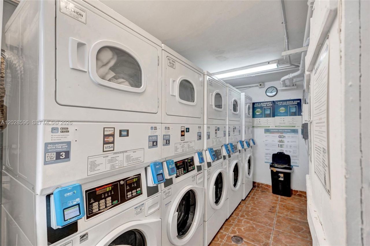 7133 Bay Dr , Unit 305, Miami Beach, FL 33141 Photo