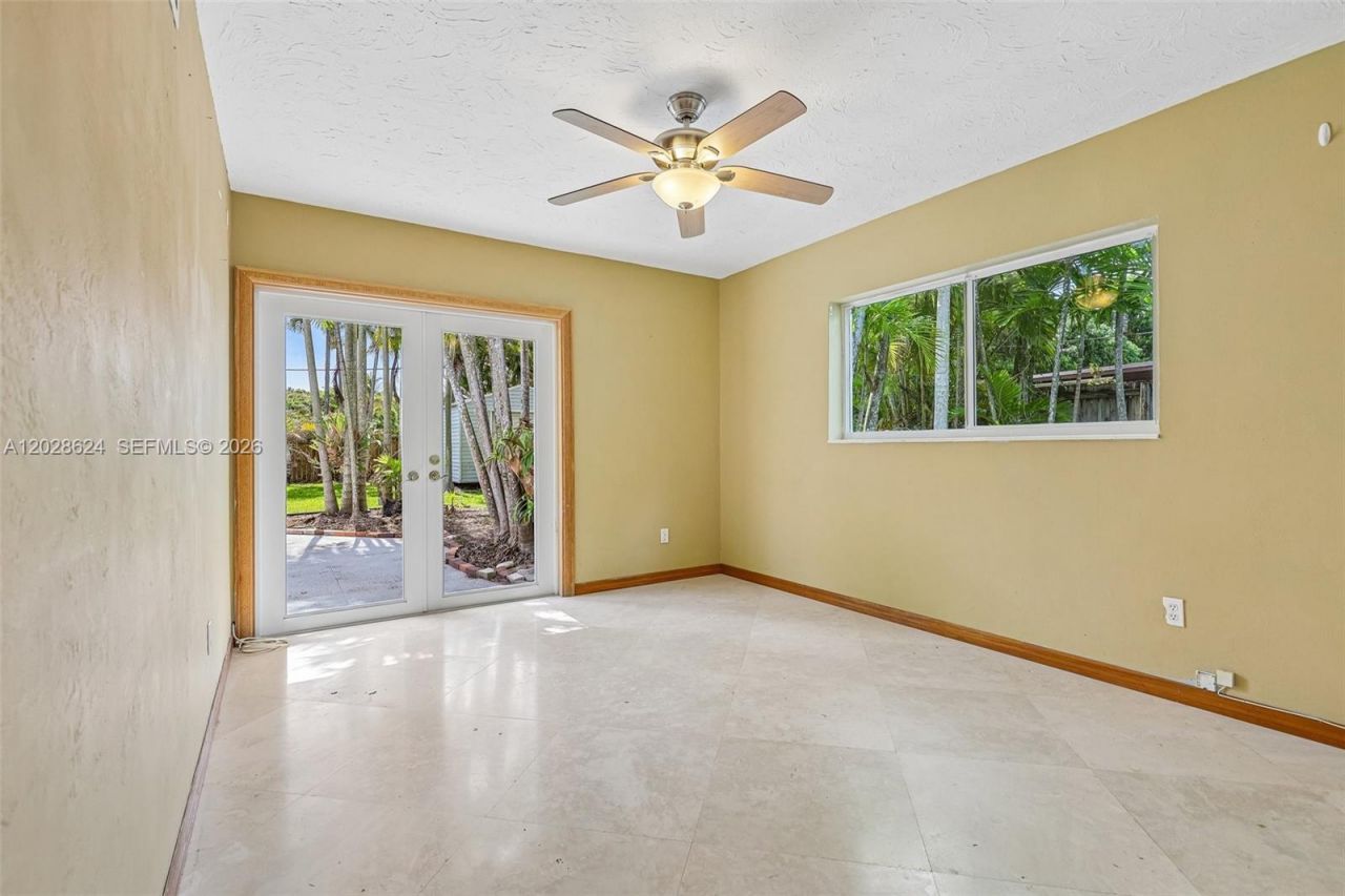 14401 SW 98 Ct , Miami, FL 33176 Photo