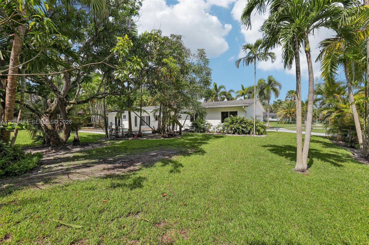 14401 SW 98 Ct , Miami, FL 33176 Photo