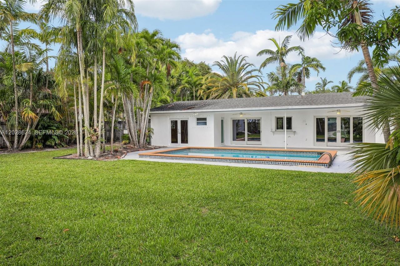 14401 SW 98 Ct , Miami, FL 33176 Photo