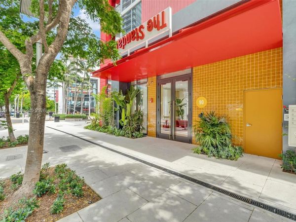 90 32nd ST , Unit 909, Miami, FL 33127