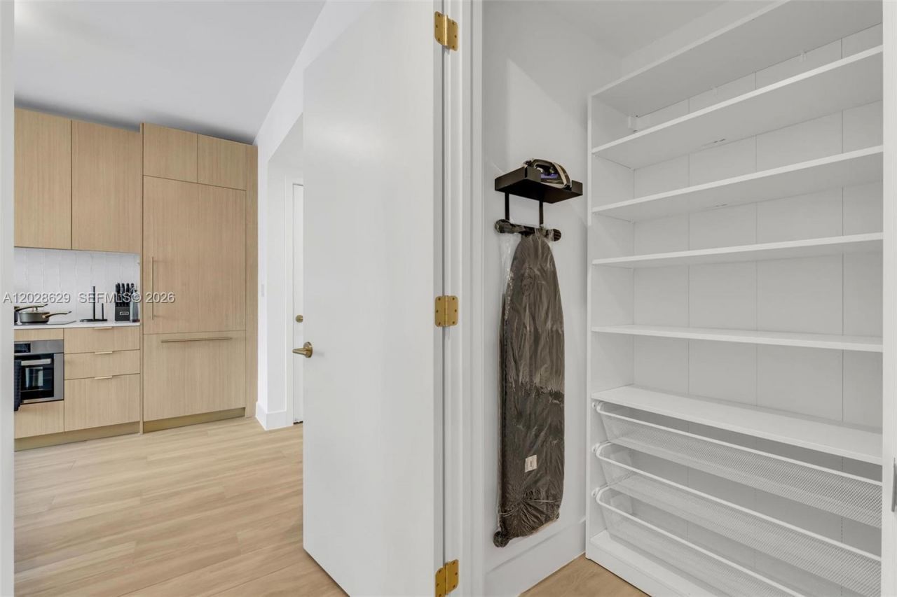 90 32nd St , Unit 909, Miami, FL 33127 Photo