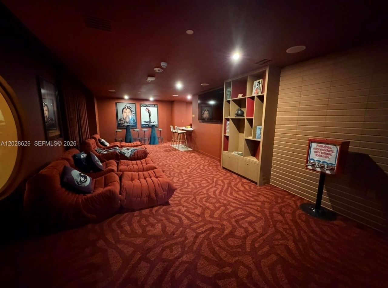 90 32nd St , Unit 909, Miami, FL 33127 Photo