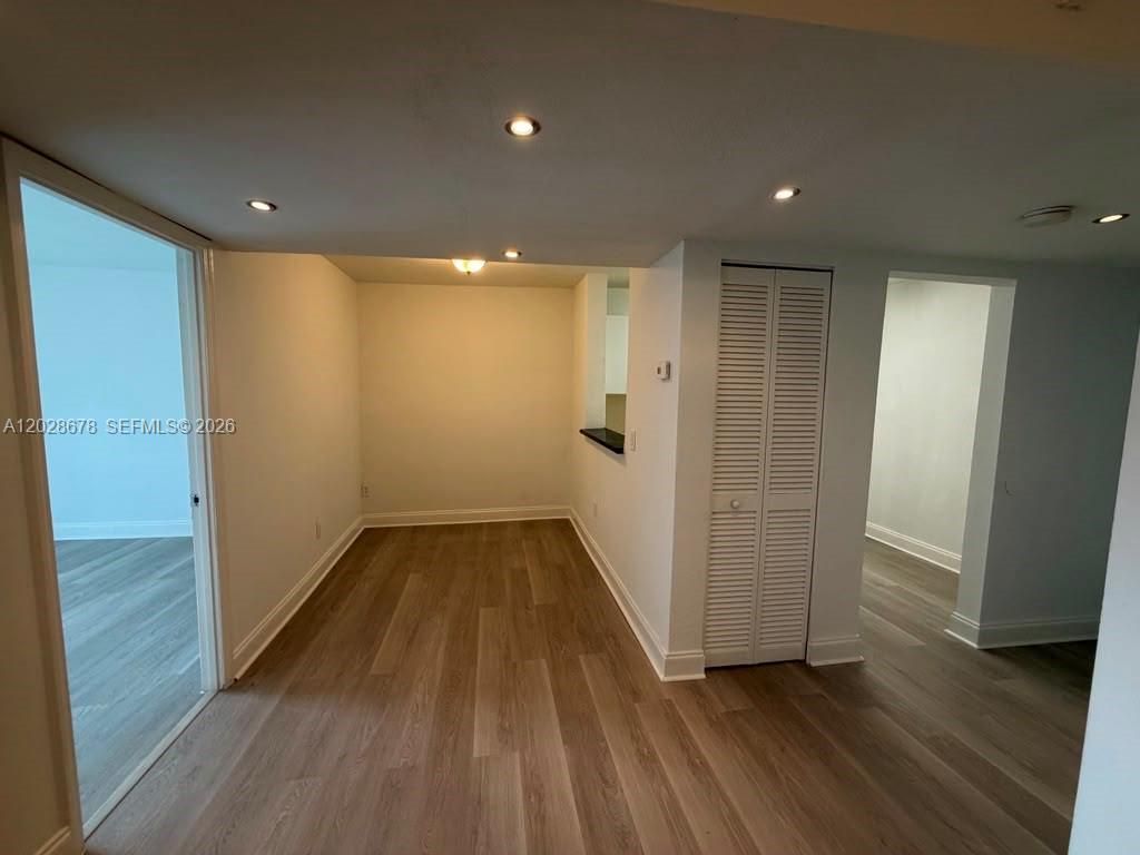 492 NW 165th St Rd, Unit C-211, Miami, FL 33169 Photo