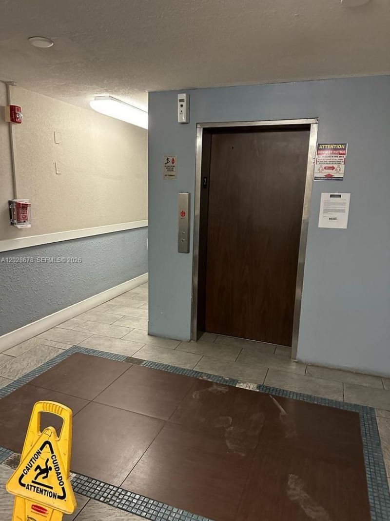 492 NW 165th St Rd, Unit C-211, Miami, FL 33169 Photo