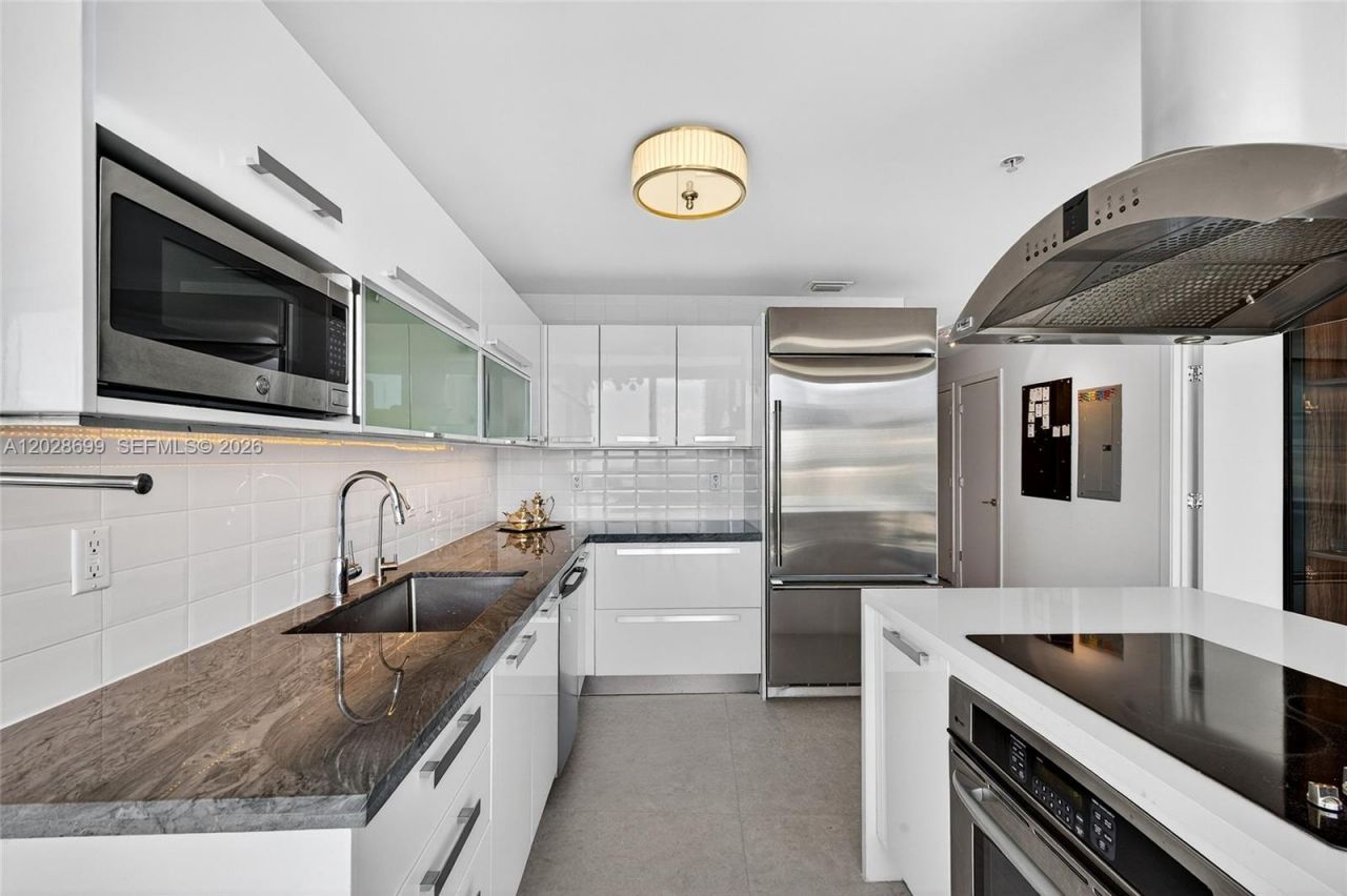 601 NE 36th St , Unit 1101, Miami, FL 33137 Photo