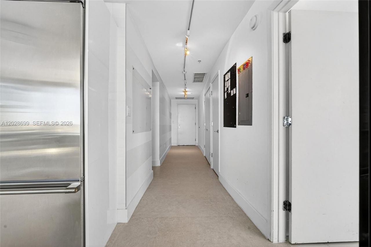 601 NE 36th St , Unit 1101, Miami, FL 33137 Photo
