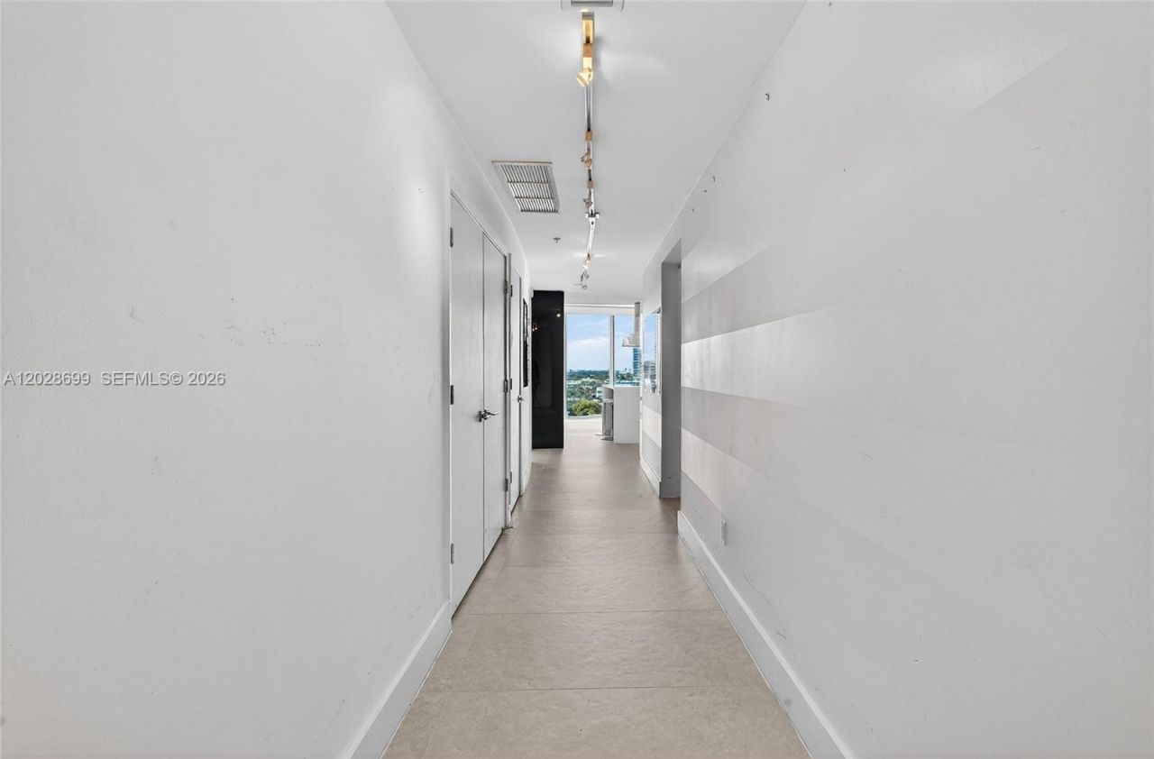 601 NE 36th St , Unit 1101, Miami, FL 33137 Photo