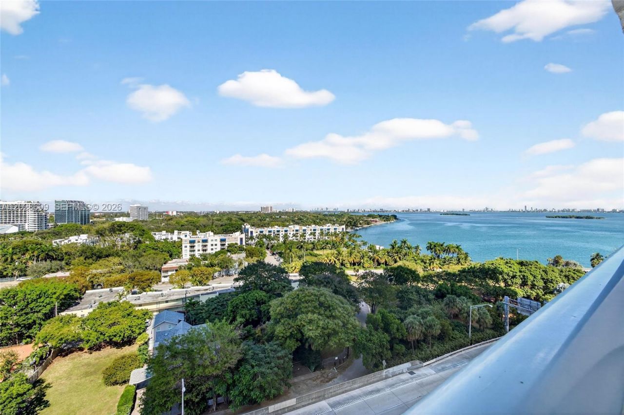 601 NE 36th St , Unit 1101, Miami, FL 33137 Photo