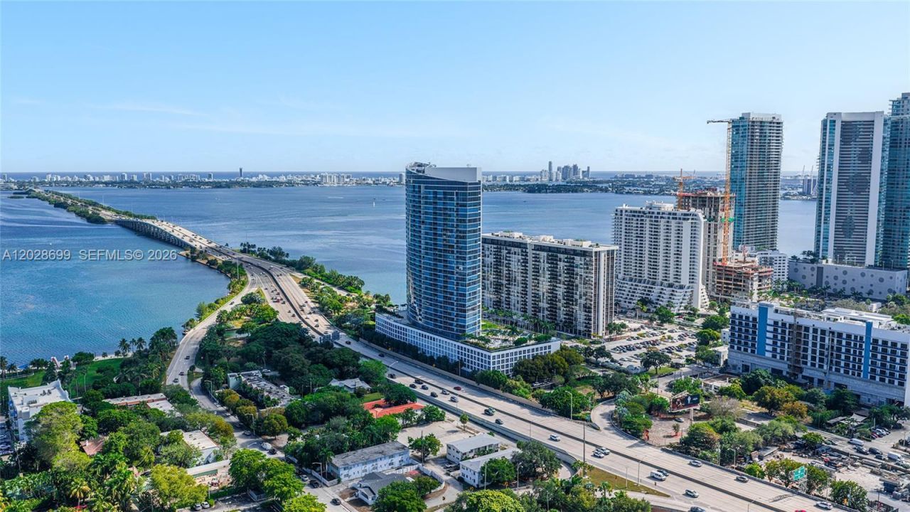 601 NE 36th St , Unit 1101, Miami, FL 33137 Photo