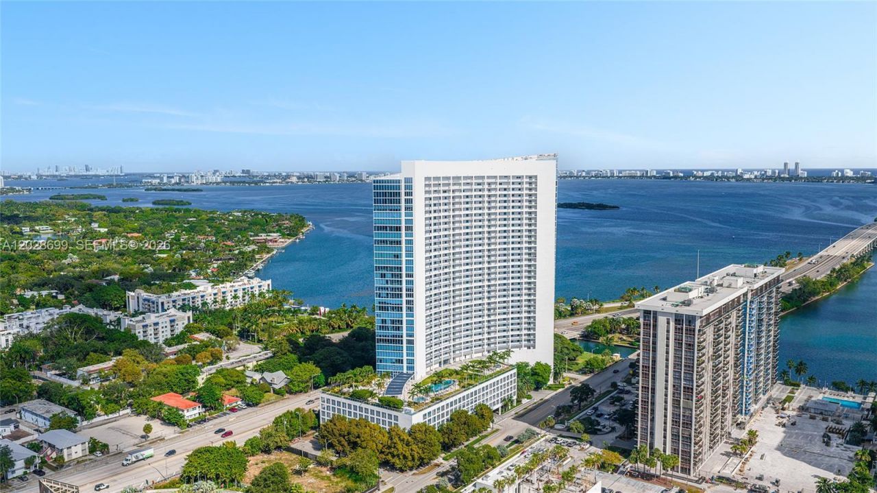 601 NE 36th St , Unit 1101, Miami, FL 33137 Photo