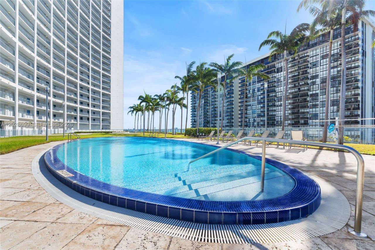 601 NE 36th St , Unit 1101, Miami, FL 33137 Photo