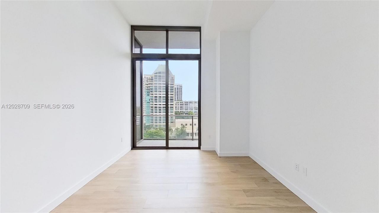 2678 Tigertail , Unit 813, Coconut Grove, FL 33133 Photo