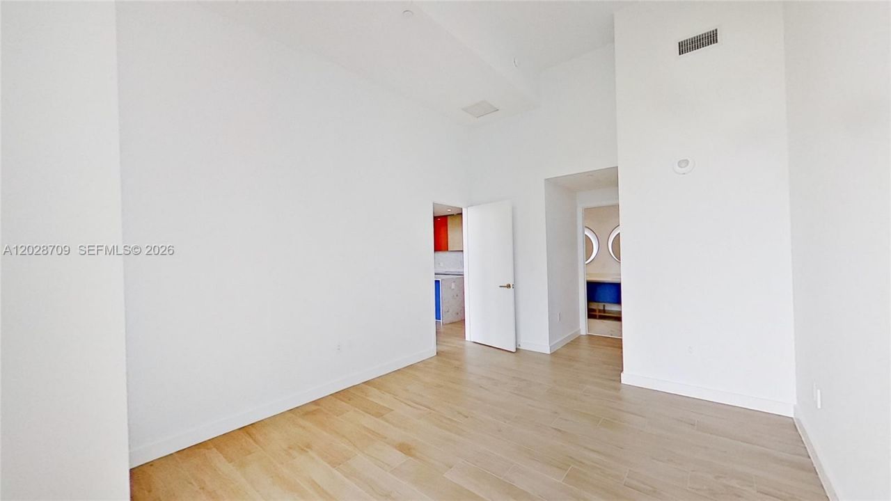 2678 Tigertail , Unit 813, Coconut Grove, FL 33133 Photo