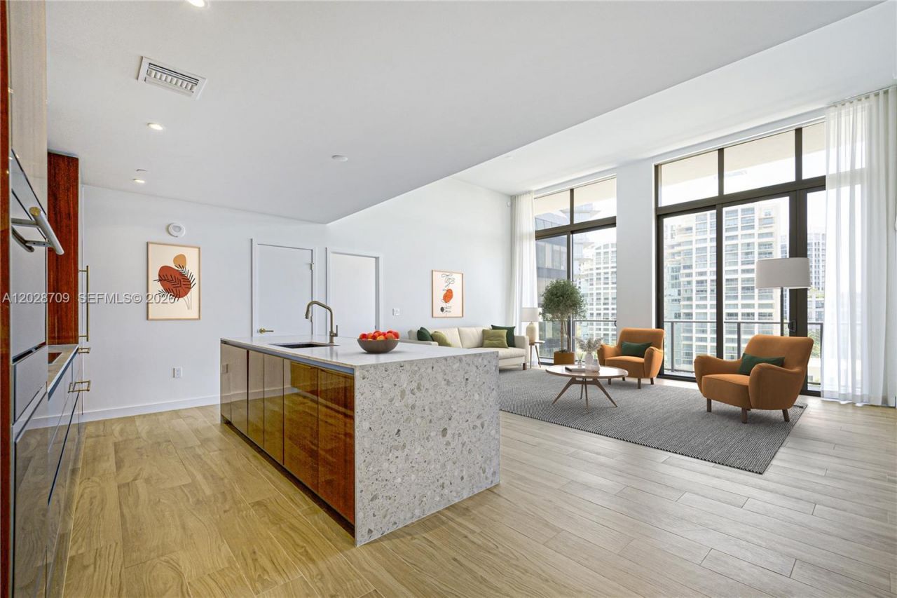 2678 Tigertail , Unit 813, Coconut Grove, FL 33133 Photo