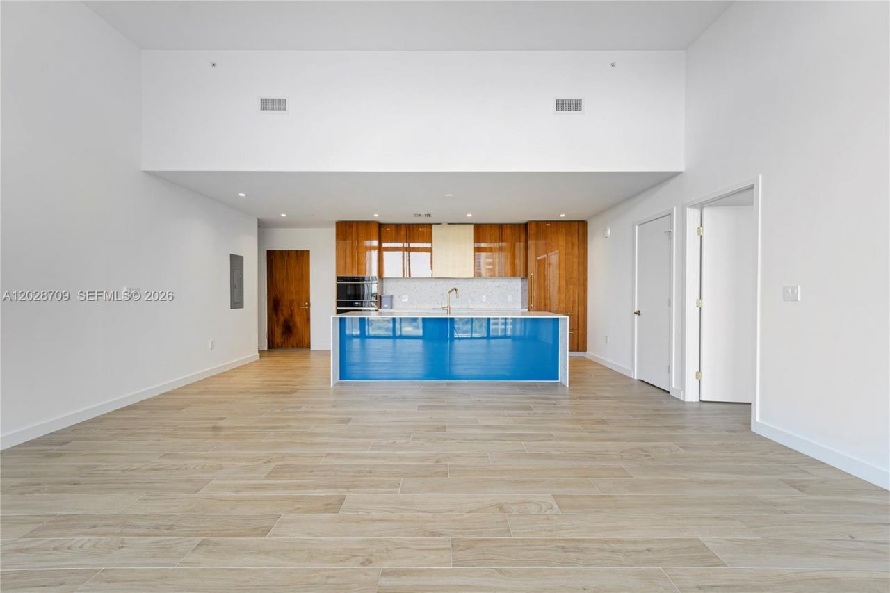 2678 Tigertail , Unit 813, Coconut Grove, FL 33133 Photo