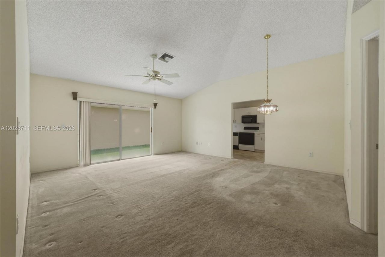 7950 NW 24th St, Margate, FL 33063 Photo