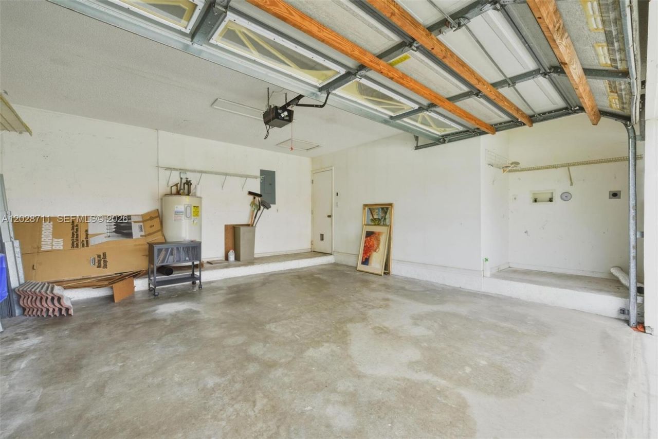 7950 NW 24th St, Margate, FL 33063 Photo