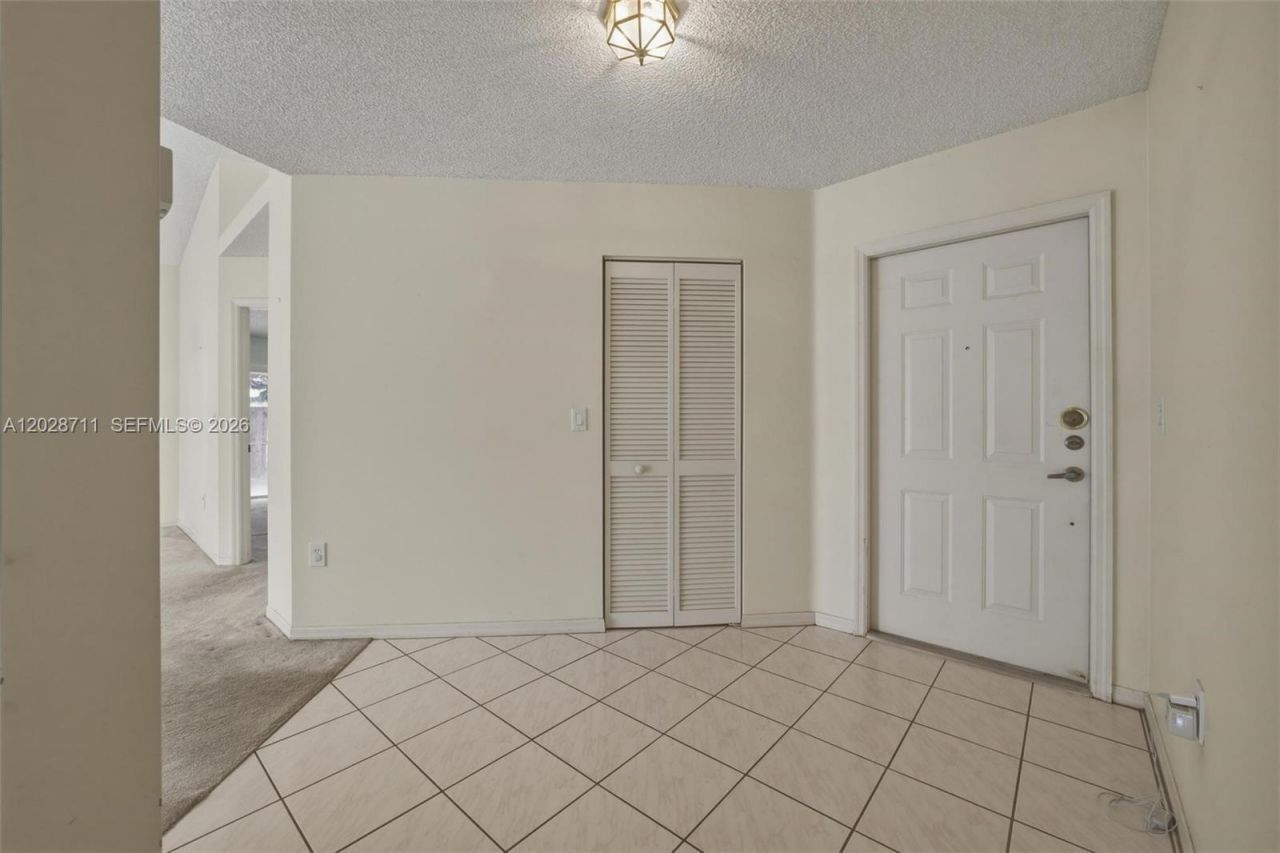 7950 NW 24th St, Margate, FL 33063 Photo