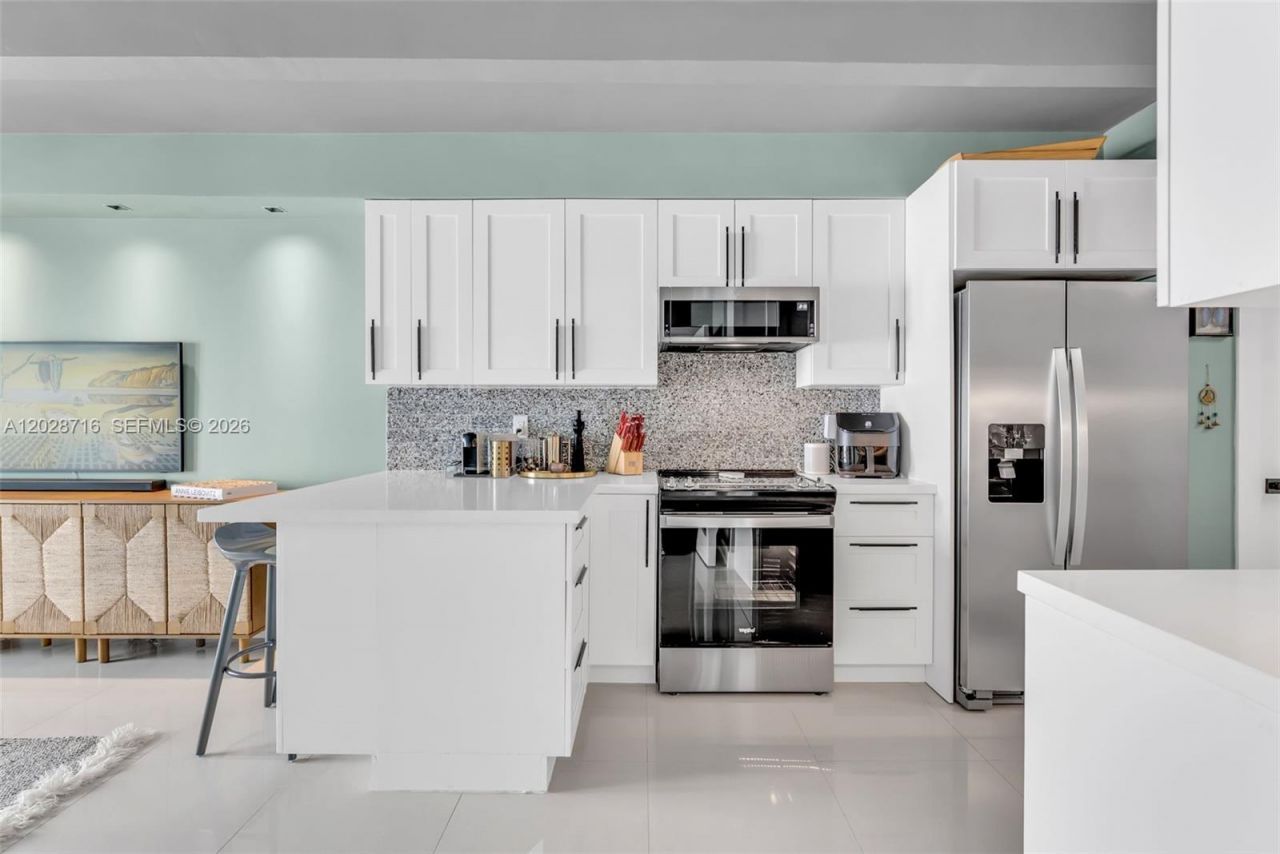 1225 West Ave , Unit 503, Miami Beach, FL 33139 Photo