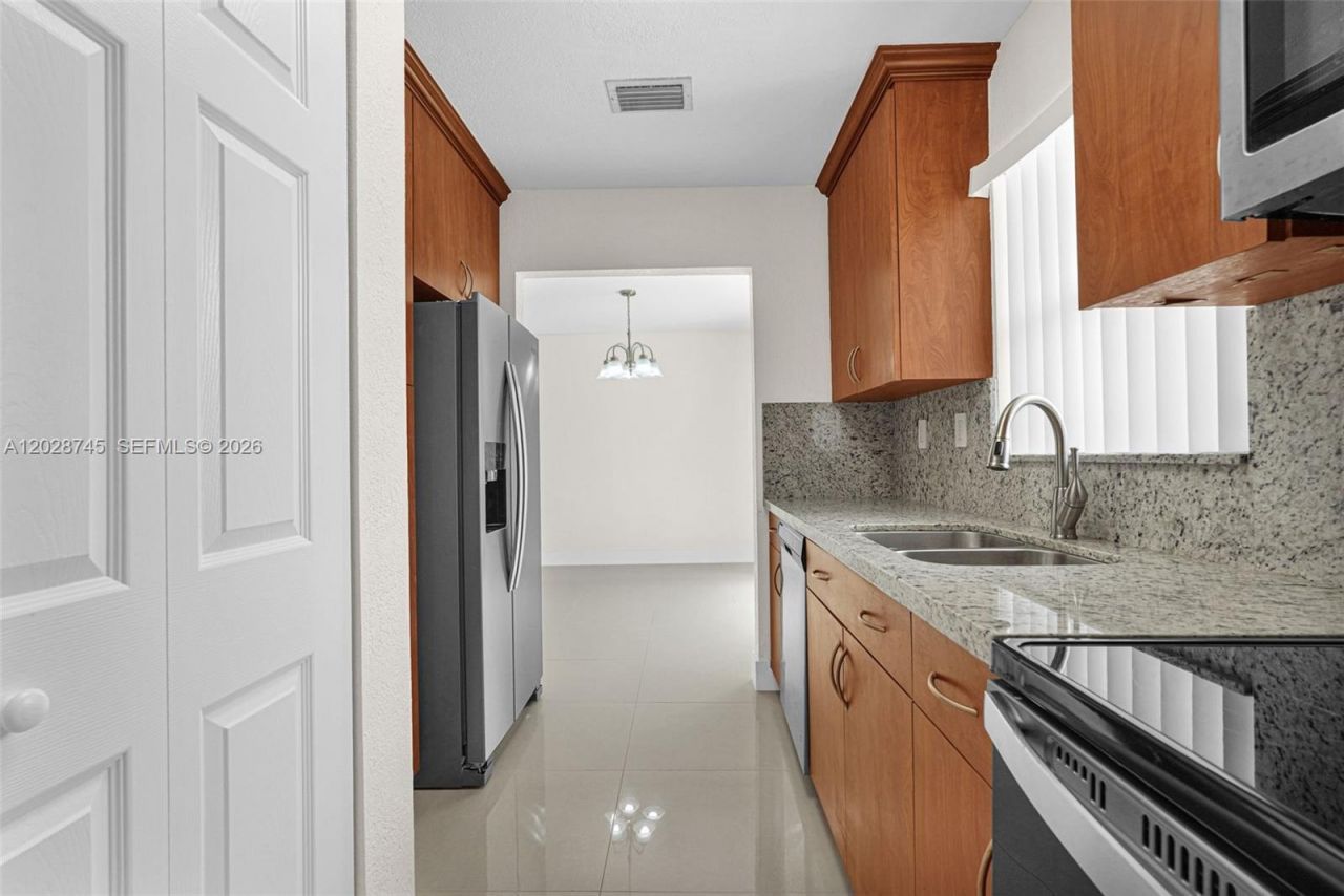 13546 SW 63rd Lane , Unit H-W, Miami, FL 33183 Photo