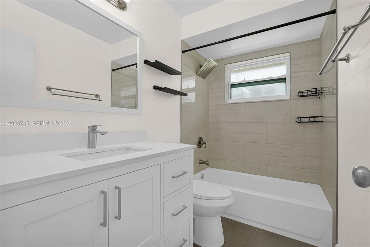 13546 SW 63rd Lane , Unit H-W, Miami, FL 33183 Photo