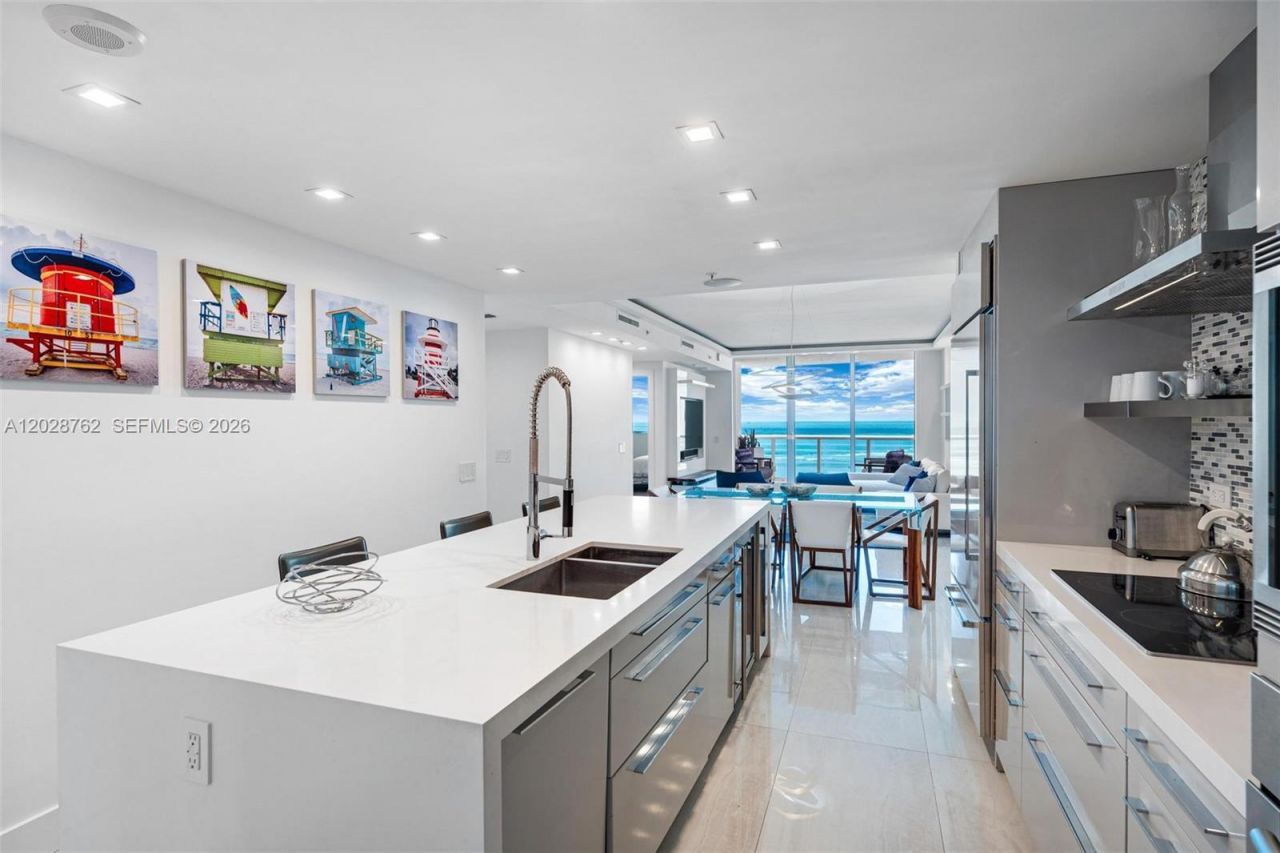 3801 Collins Ave , Unit 703, Miami Beach, FL 33140 Photo