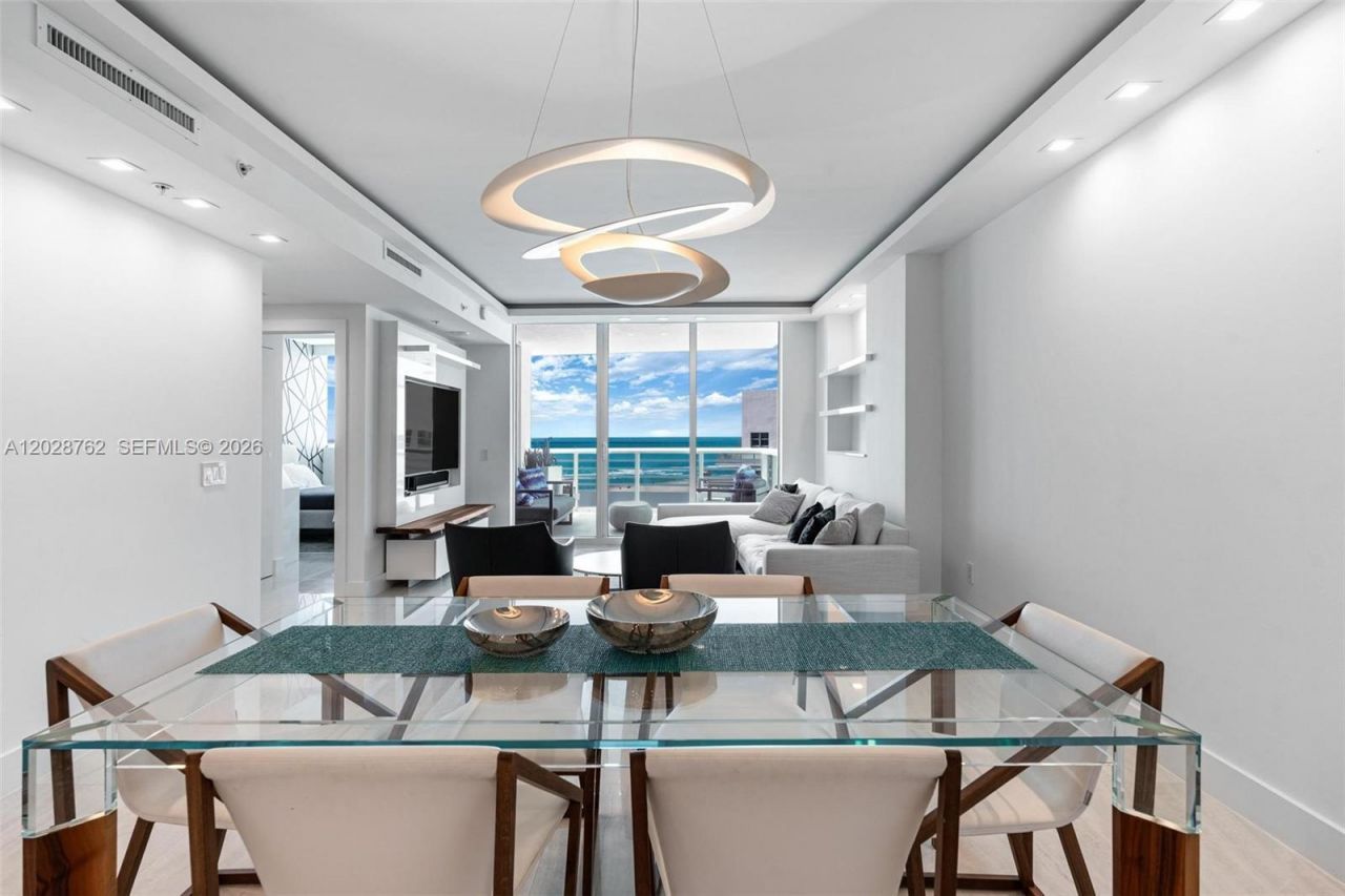 3801 Collins Ave , Unit 703, Miami Beach, FL 33140 Photo