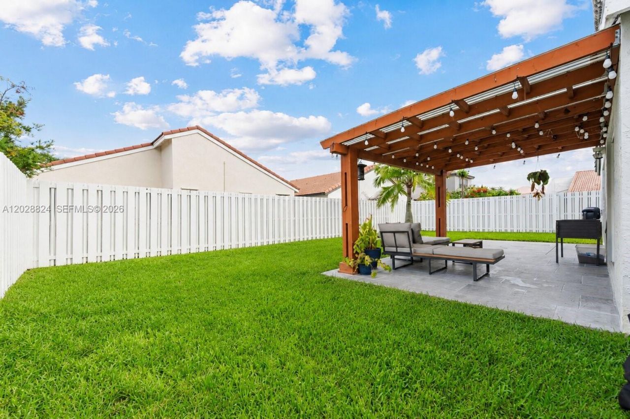 17485 SW 29th St, Miramar, FL 33029 Photo