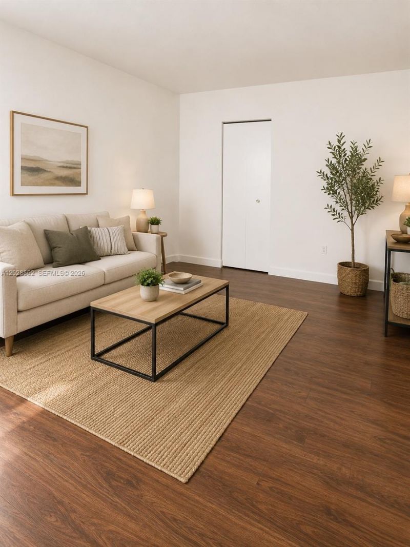 8873 Fontainebleau Blvd, Unit 205, Miami, FL 33172 Photo