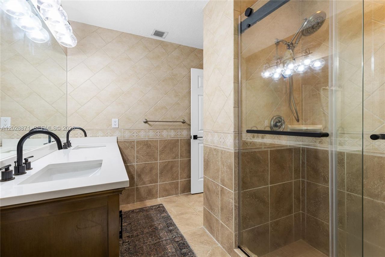 10900 NW 18th Ct , Plantation, FL 33322 Photo
