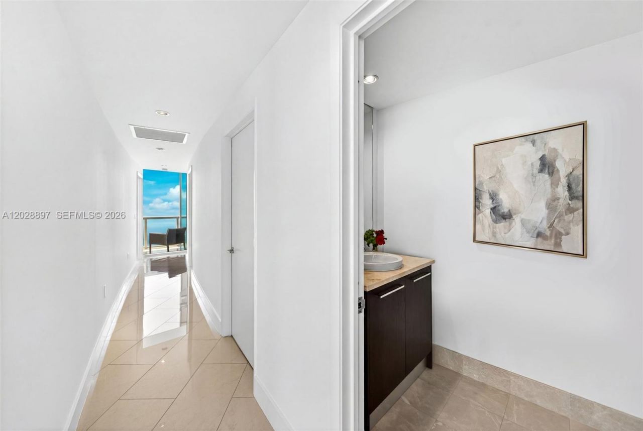 17121 Collins Ave, Unit 2601, Sunny Isles Beach, FL 33160 Photo
