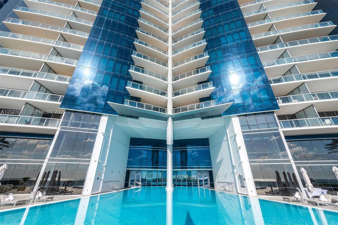 17121 Collins Ave, Unit 2601, Sunny Isles Beach, FL 33160 Photo