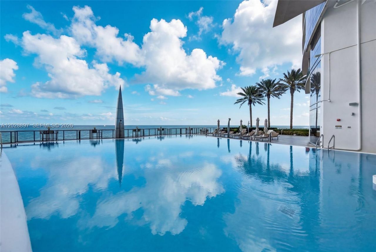 17121 Collins Ave, Unit 2601, Sunny Isles Beach, FL 33160 Photo