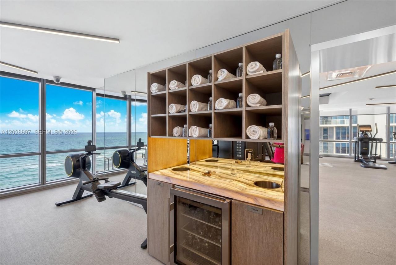 17121 Collins Ave, Unit 2601, Sunny Isles Beach, FL 33160 Photo