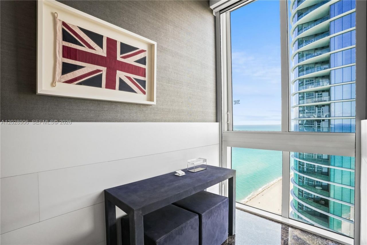 15811 Collins Ave , Unit 2601, Sunny Isles Beach, FL 33160 Photo