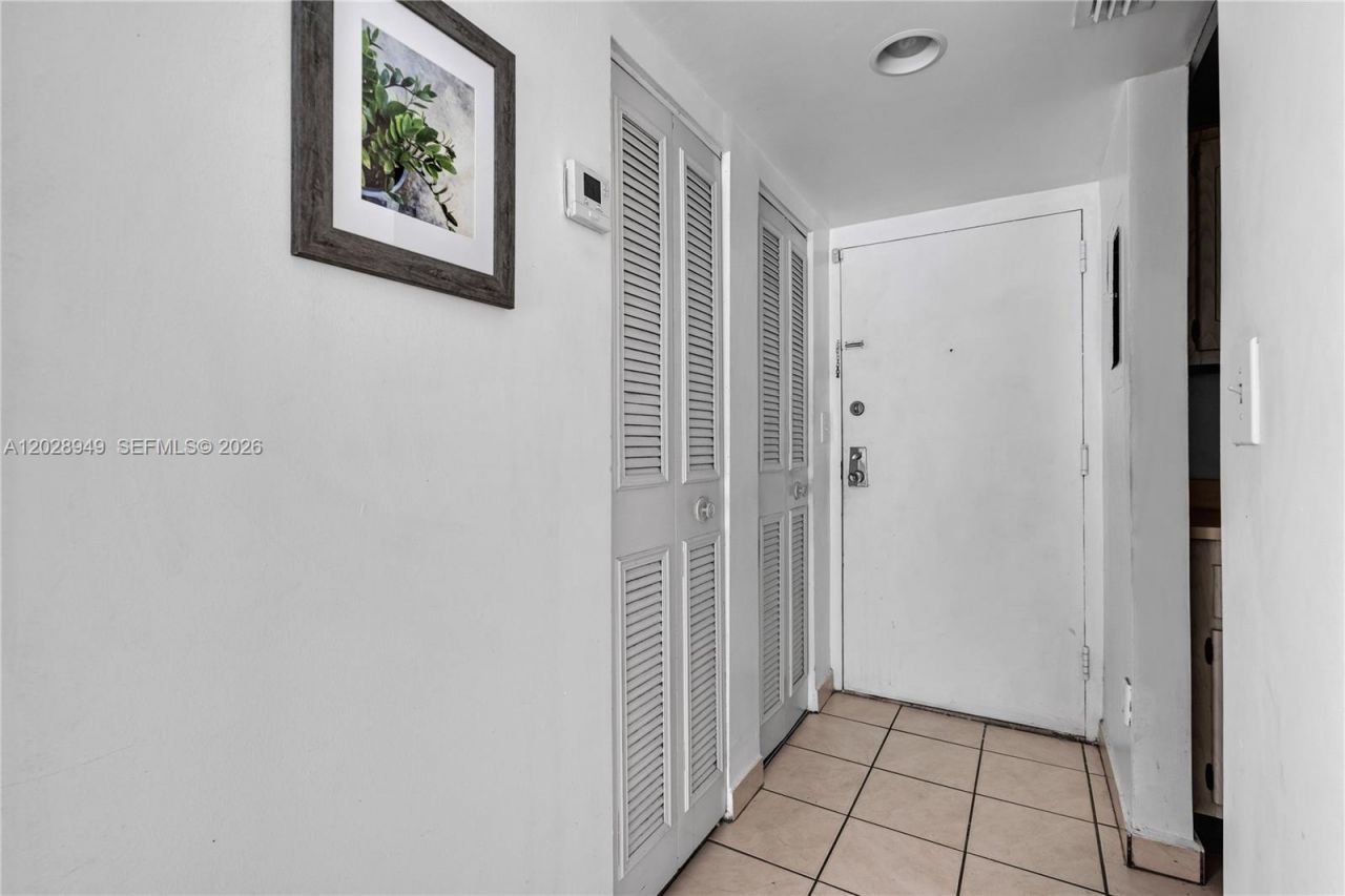 14501 N Kendall Dr, Unit 212H, Miami, FL 33186 Photo