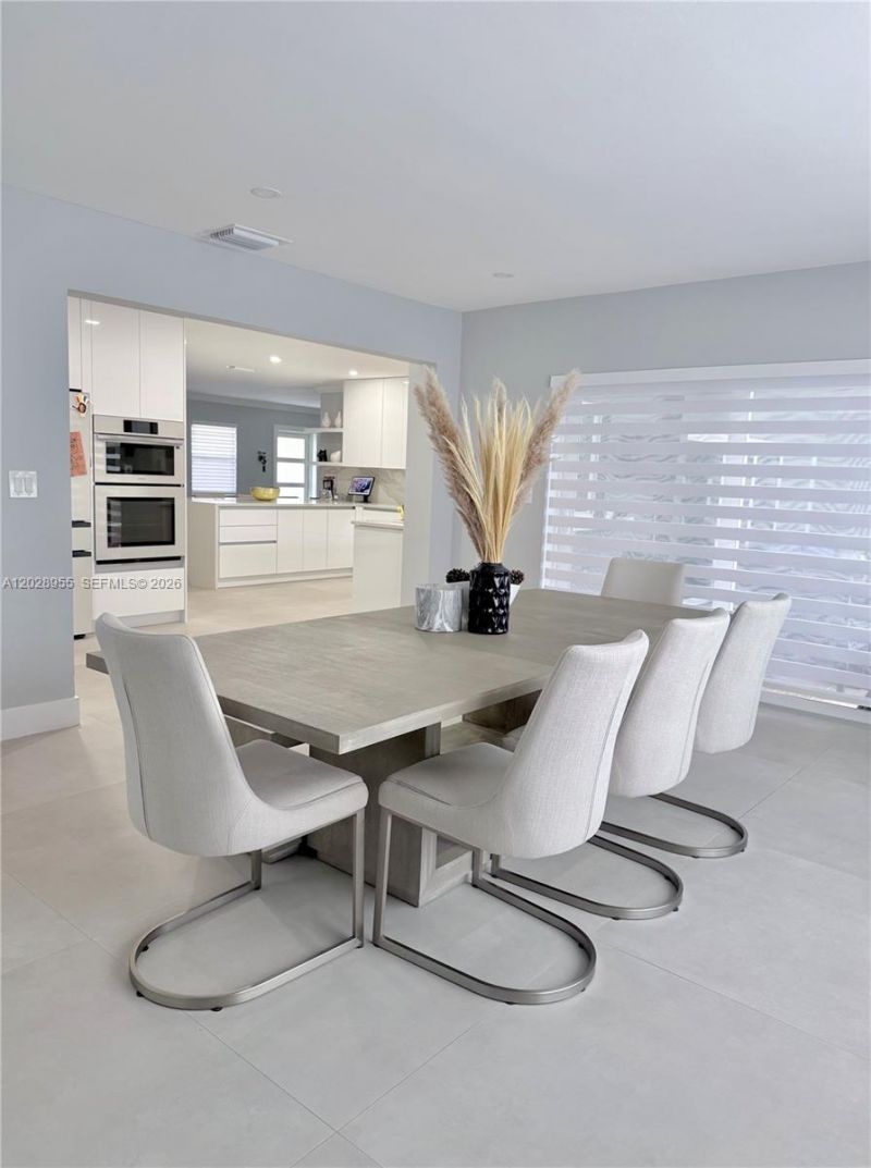 5680 SW 7th St , Plantation, FL 33317 Photo