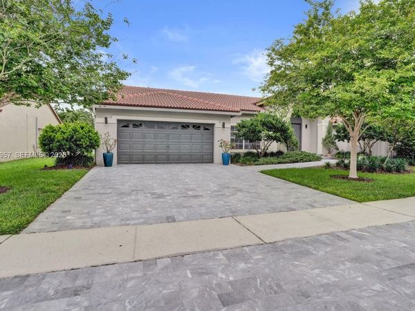 13331 NW 11th Ln, Sunrise, FL 33323