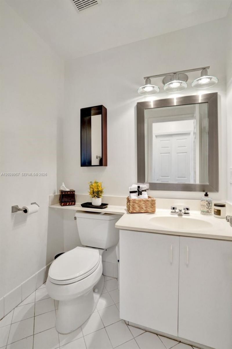 13331 NW 11th Ln, Sunrise, FL 33323 Photo