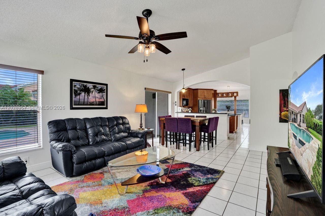 13331 NW 11th Ln, Sunrise, FL 33323 Photo