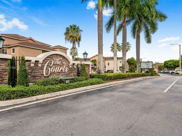 22551 SW 88th Pl , Unit 203-1, Cutler Bay, FL 33190