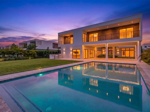 16689 N Botaniko Dr N, Weston, FL 33326