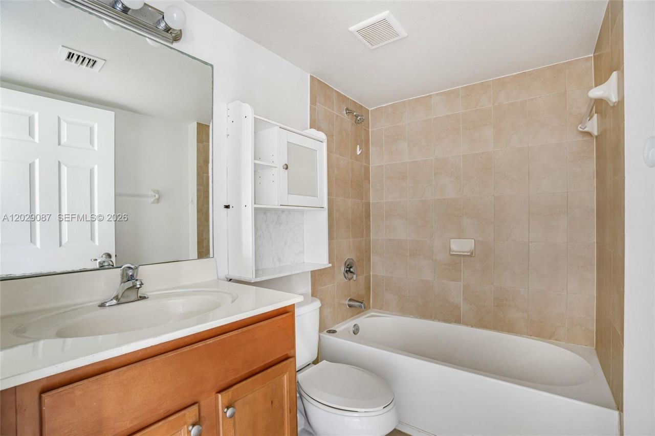 22551 SW 88th Pl , Unit 203-1, Cutler Bay, FL 33190 Photo