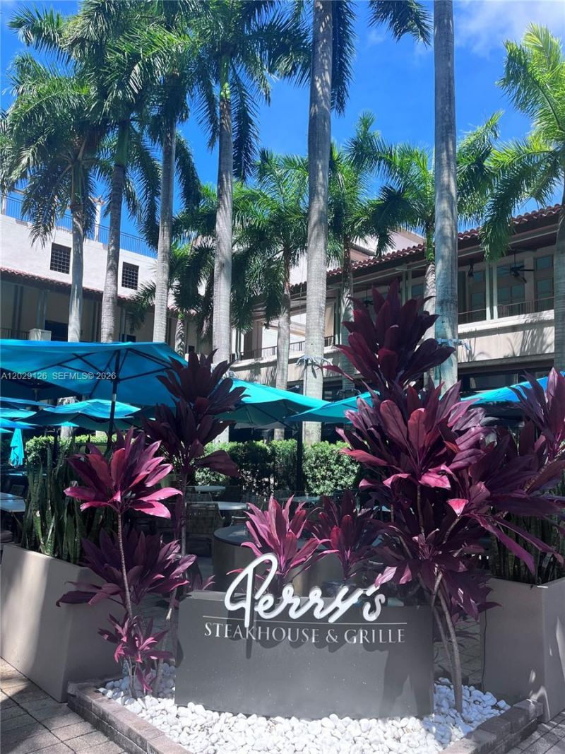 4100 Salzedo St , Unit 511, Coral Gables, FL 33146 Photo