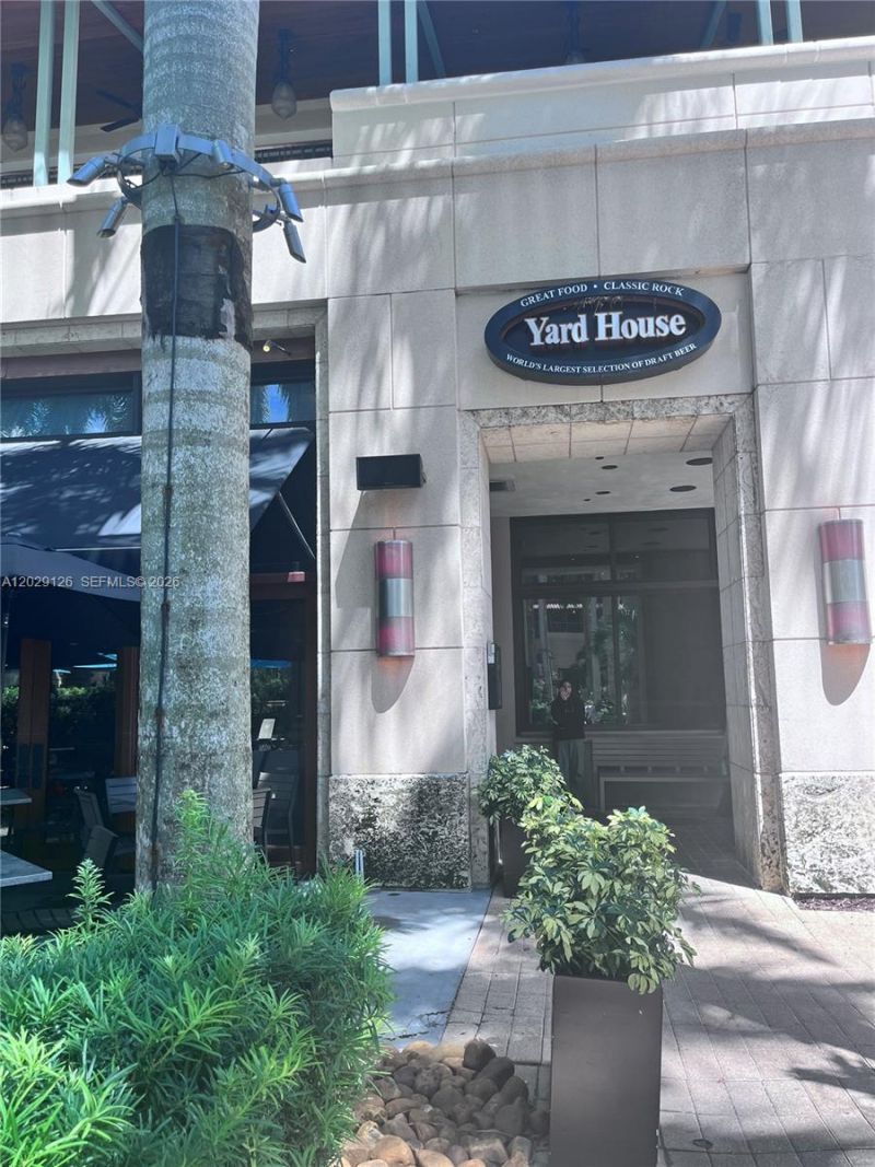 4100 Salzedo St , Unit 511, Coral Gables, FL 33146 Photo
