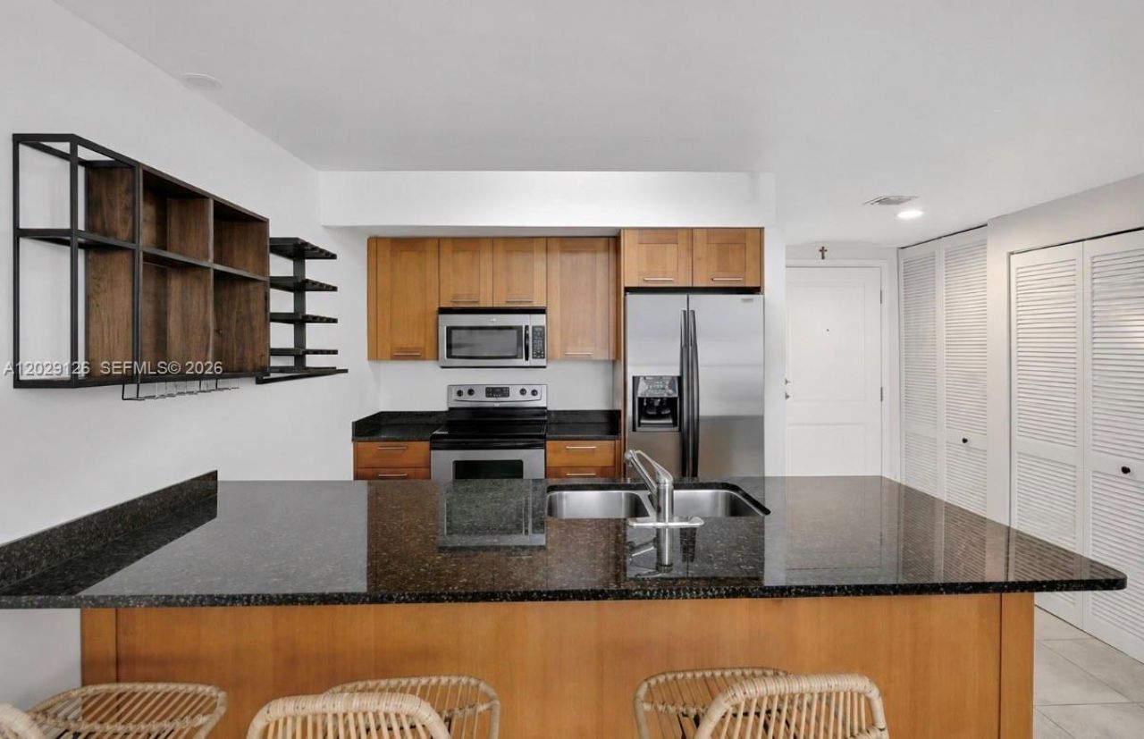 4100 Salzedo St , Unit 511, Coral Gables, FL 33146 Photo